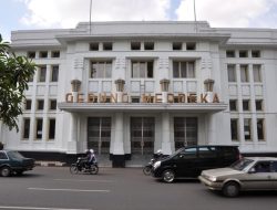 Gedung Merdeka Bandung: Saksi Sejarah dan Pusat Kebudayaan