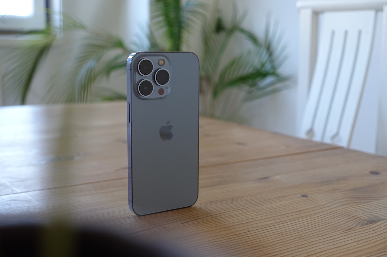 Harga iPhone Turun