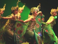 Tari Merak: Pesona Budaya Kota Bandung, Jawa Barat