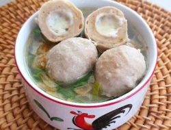 5 Tempat untuk Menikmati Bakso Keju di Bandung