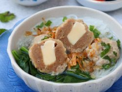 Resep Bakso Keju Lumer yang Bisa Kamu Buat di Rumah