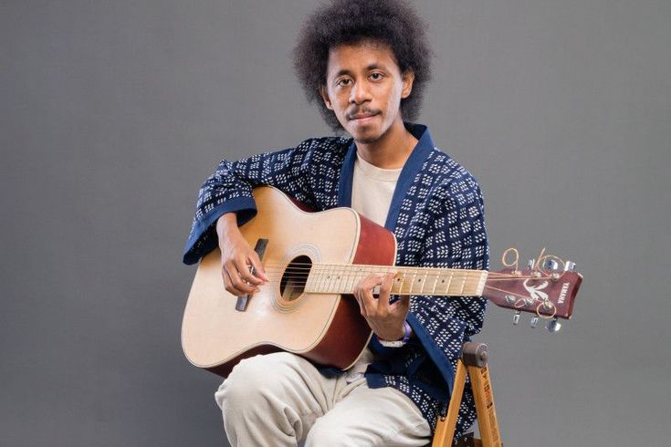 Lagu Komang