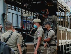 Satpol PP Bandung Intensifkan Penertiban PKL dan Bangunan Liar