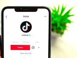 Membongkar Algoritma TikTok: Bagaimana Video Jadi Viral?