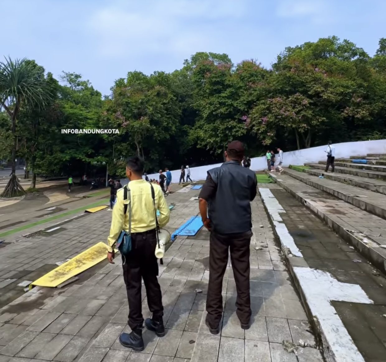 Koin Jagat Rusak Taman Kota Bandung
