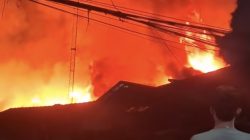 Kebakaran Gudang Triplek Sapan